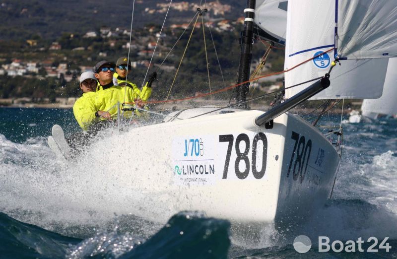 J Boats J70
