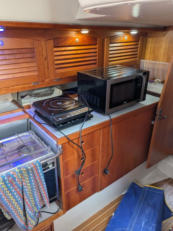 Maxi 38
