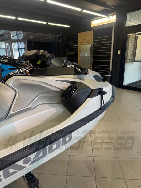 Sea-Doo GTX LIMITED 325 2025
