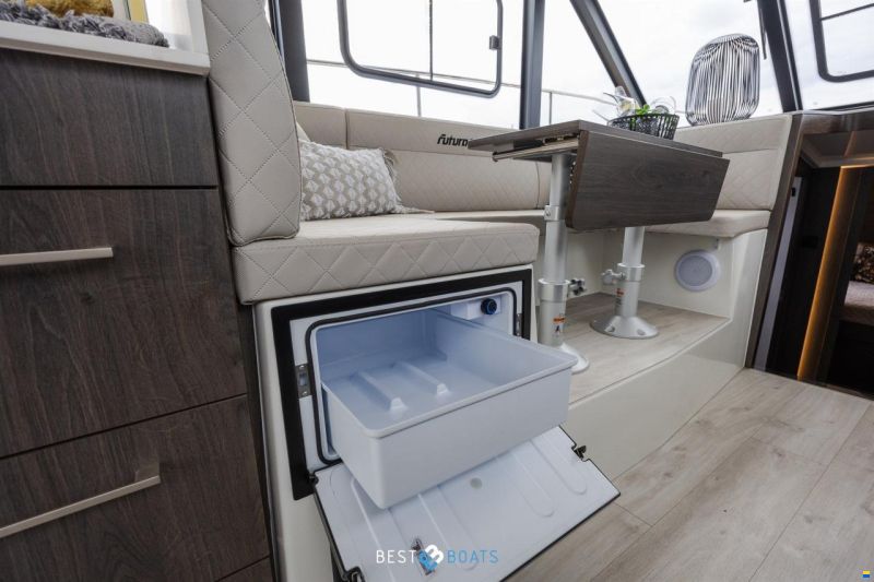 Cobra Futura 36 Premium Fly
