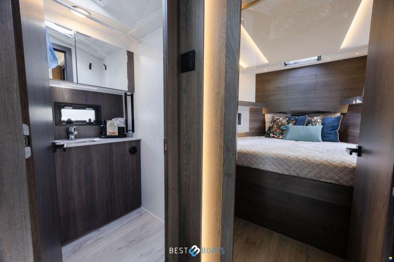 Cobra Futura 36 Premium Fly