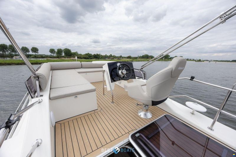 Cobra Futura 36 Premium Fly
