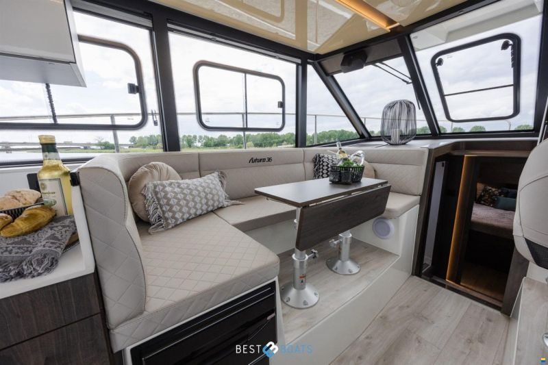 Cobra Futura 36 Premium Fly