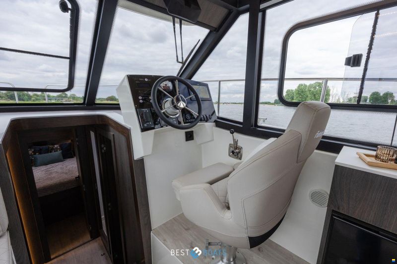 Cobra Futura 36 Premium Fly