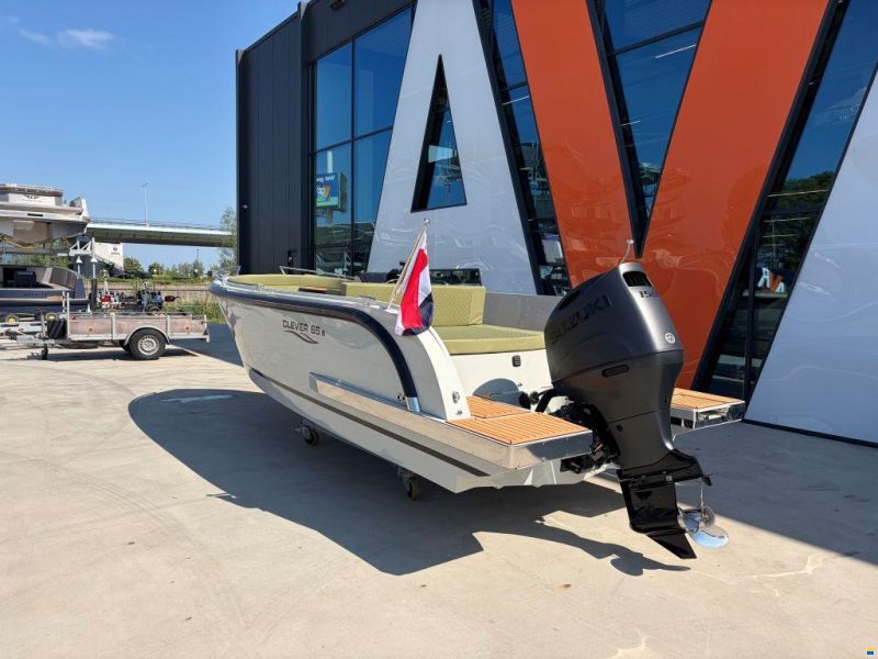 Clever 65s Tender Voorraad boot