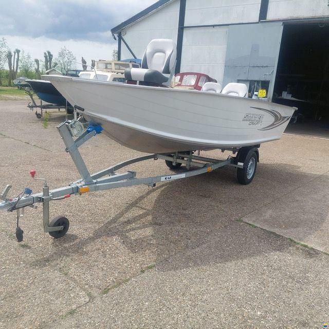 Smokercraft 16ft