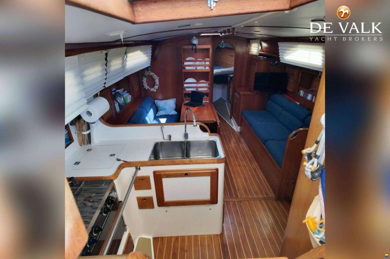 Freedom 38