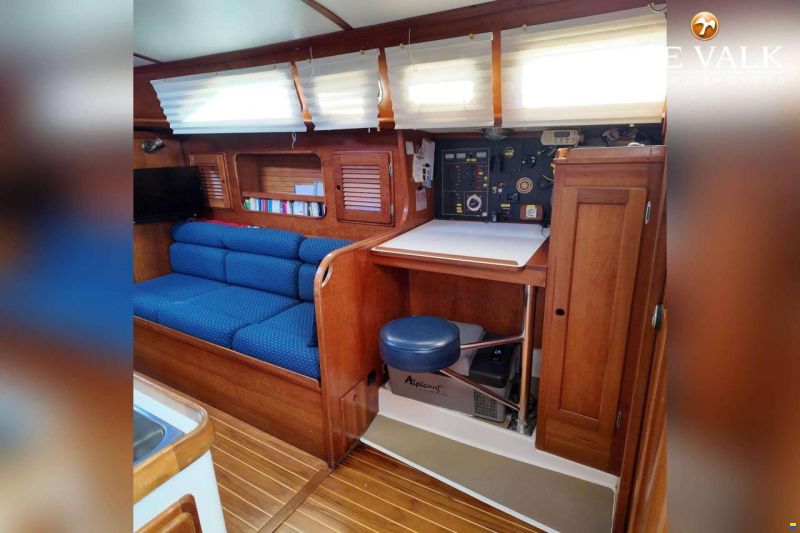 Freedom 38