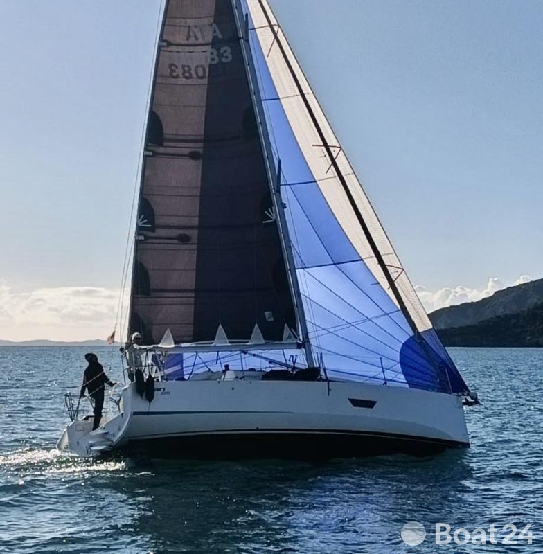 Elan 320