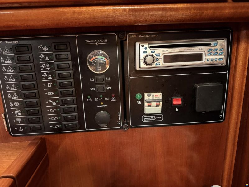 Bavaria 32