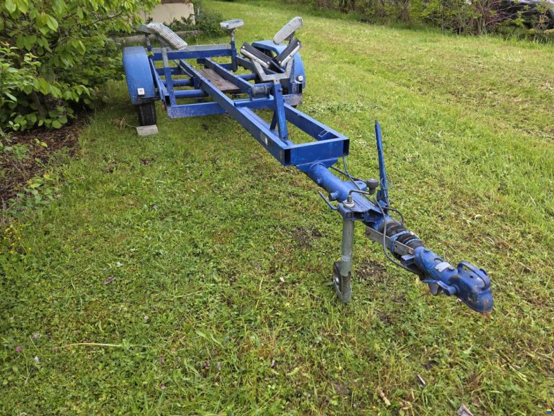 SCHRAMM-Trailer f&uuml;r eine SUNBEAM 22.C