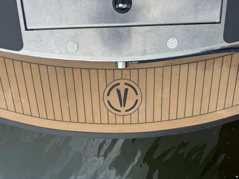 VanVossen van Vossen e-Tender 595