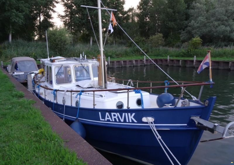 Vripack Ketch Motorzeiler met Kimkielen