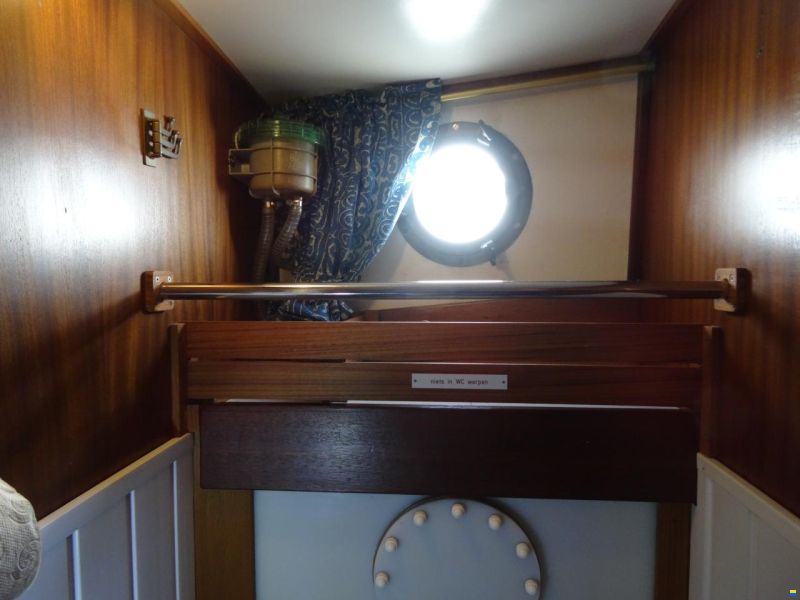 Vripack Ketch Motorzeiler met Kimkielen