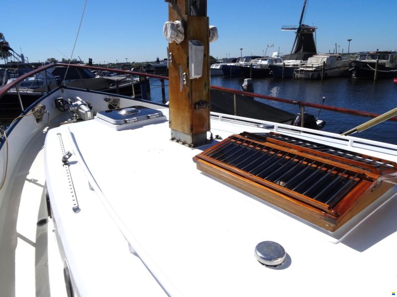 Vripack Ketch Motorzeiler met Kimkielen