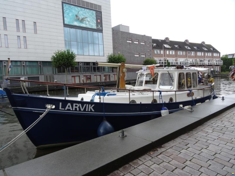 Vripack Ketch Motorzeiler met Kimkielen