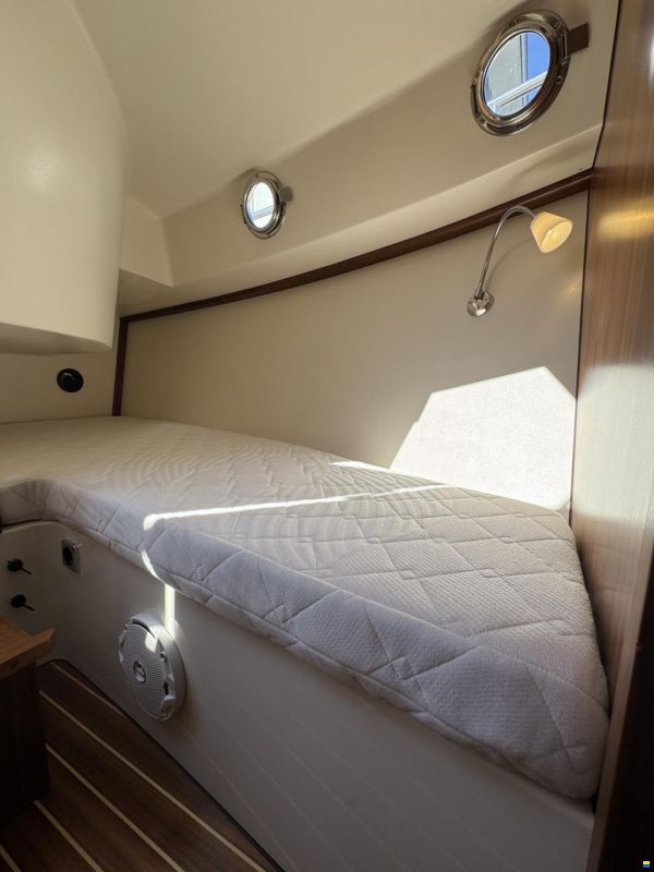 Intercruiser 27
