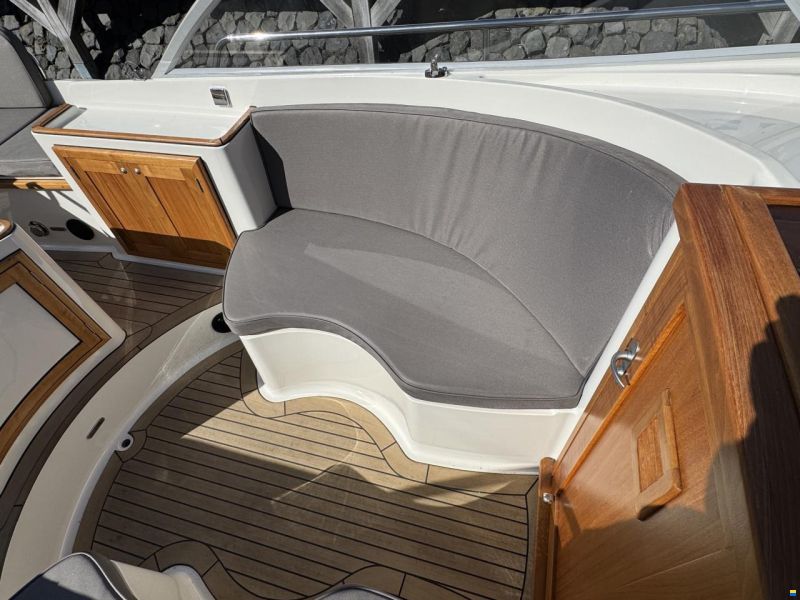Intercruiser 27