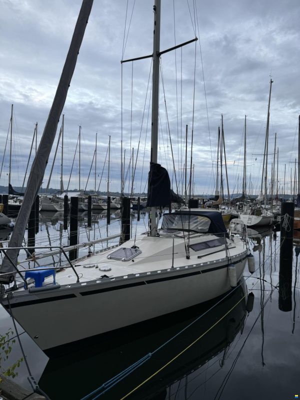 Beneteau First 32