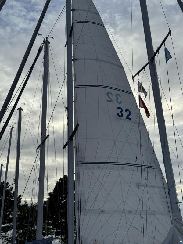 Beneteau First 32