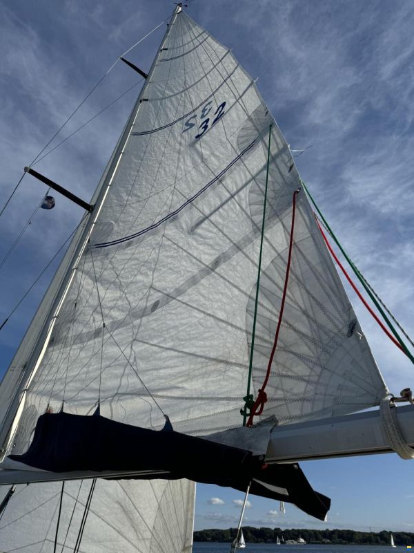 Beneteau First 32