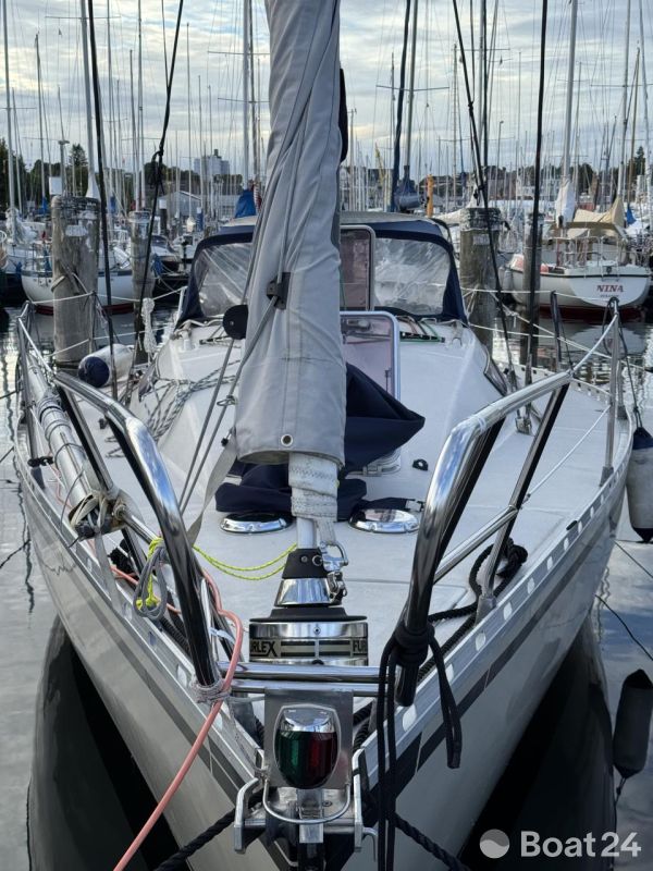 Beneteau First 32