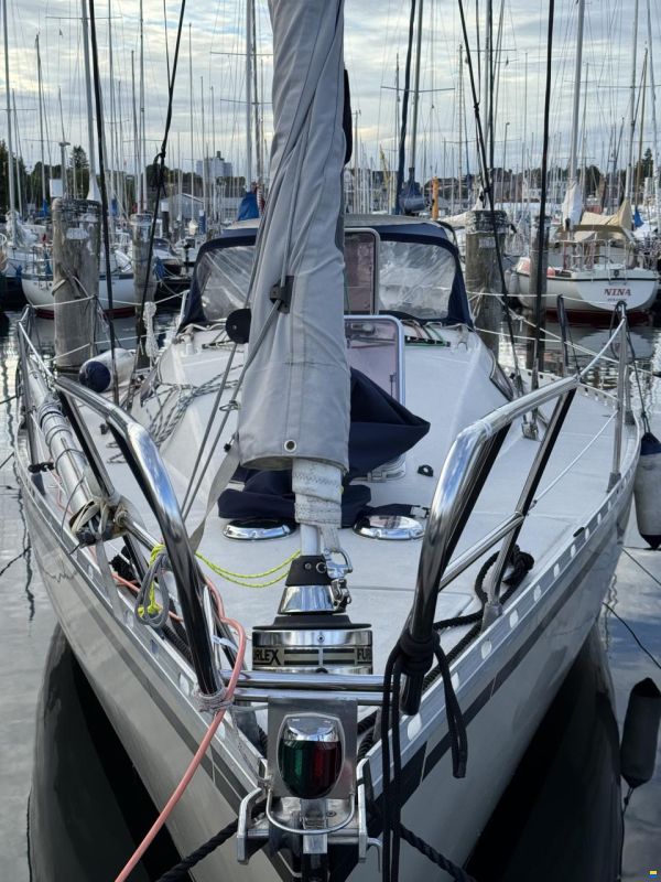 Beneteau First 32