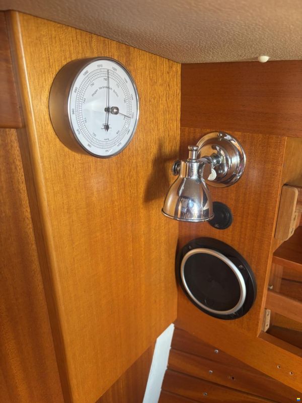 Hallberg-Rassy HR34