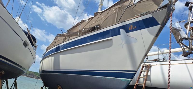 Hallberg-Rassy HR34