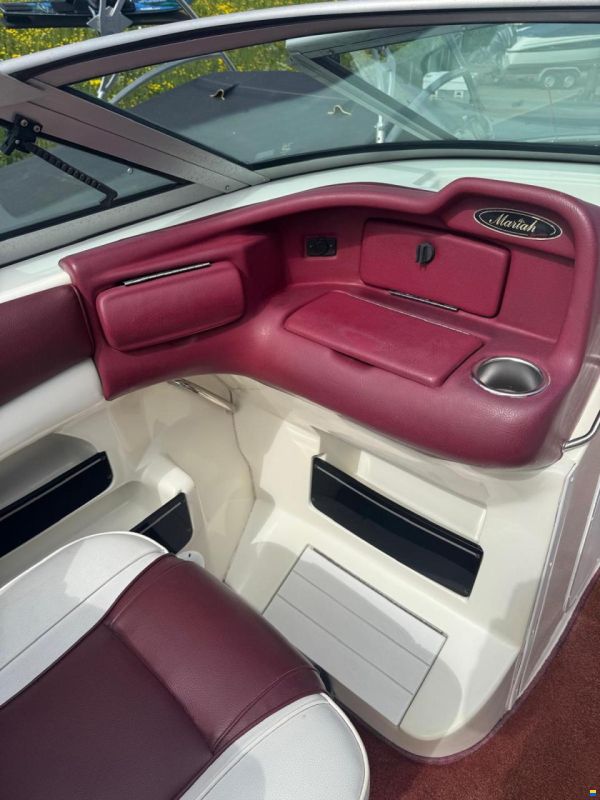 Mariah Z272 Baron
