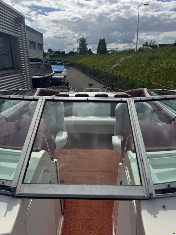 Mariah Z272 Baron