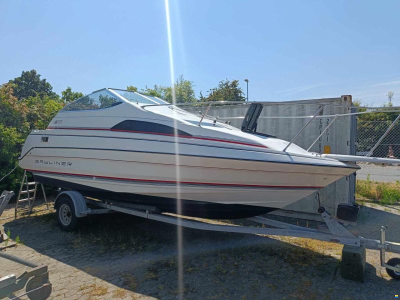 Bayliner SunBird 2255