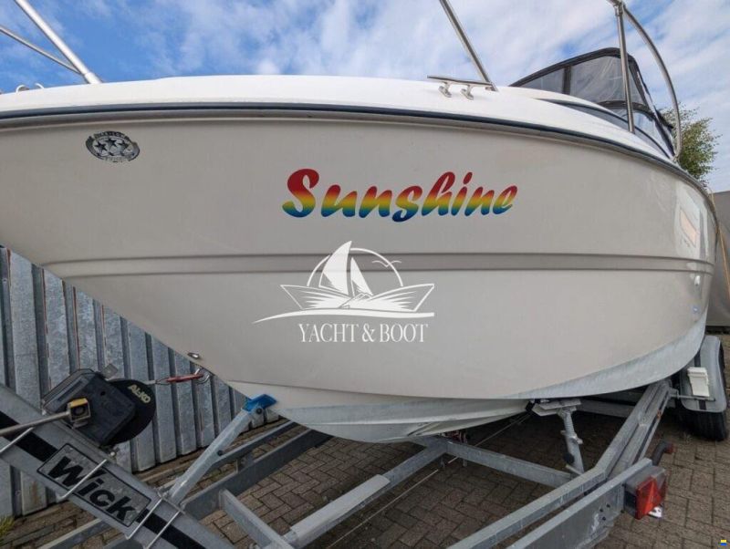 Bayliner 245