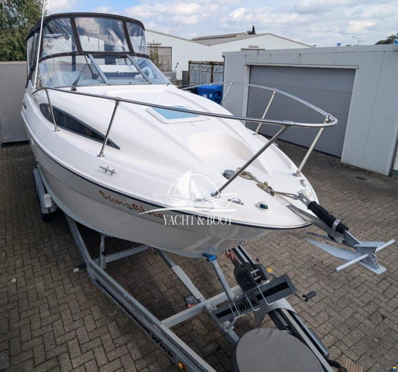 Bayliner 245