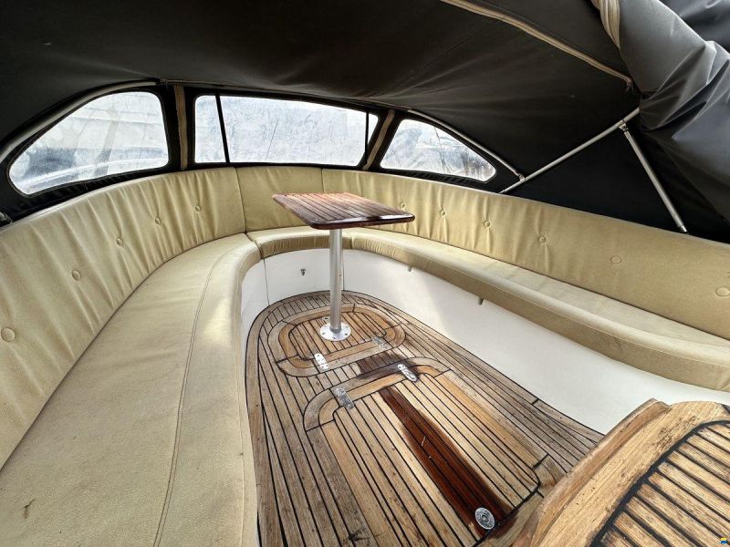 Riviera 24