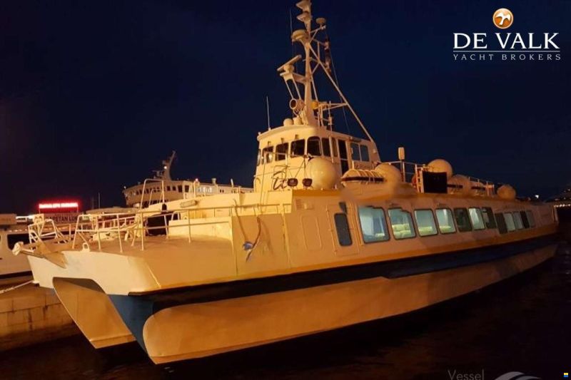Day Passengers Ship CATAMARAN 26.5