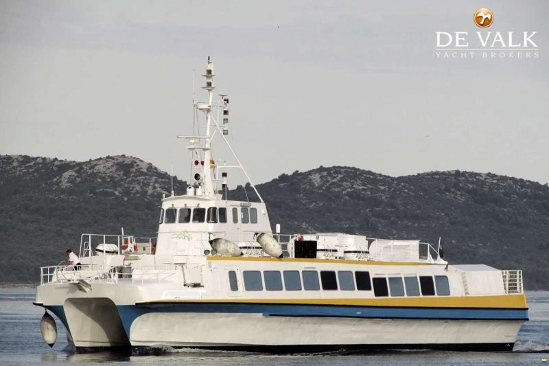 Day Passengers Ship CATAMARAN 26.5