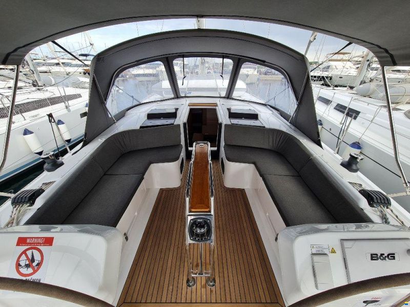 Hanse 458