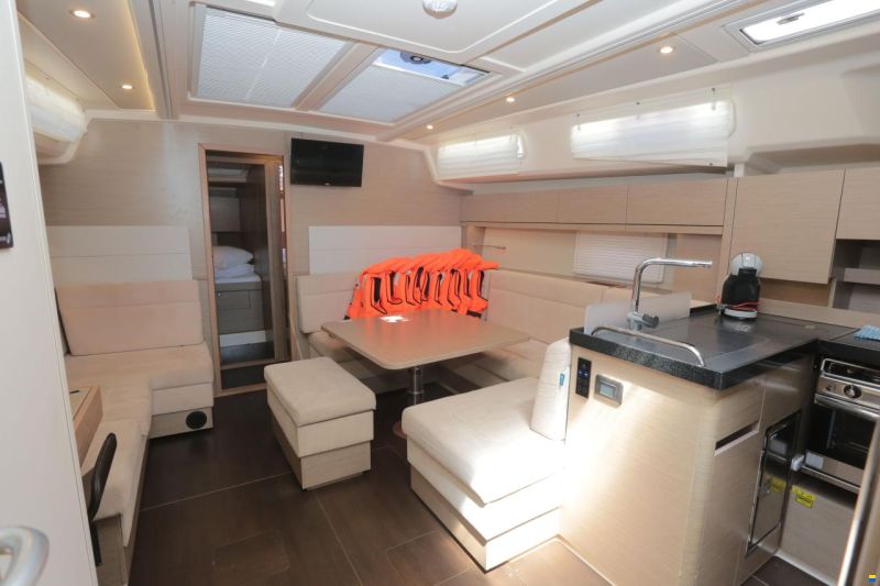 Hanse 458