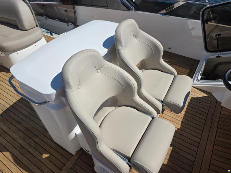 Princess 67