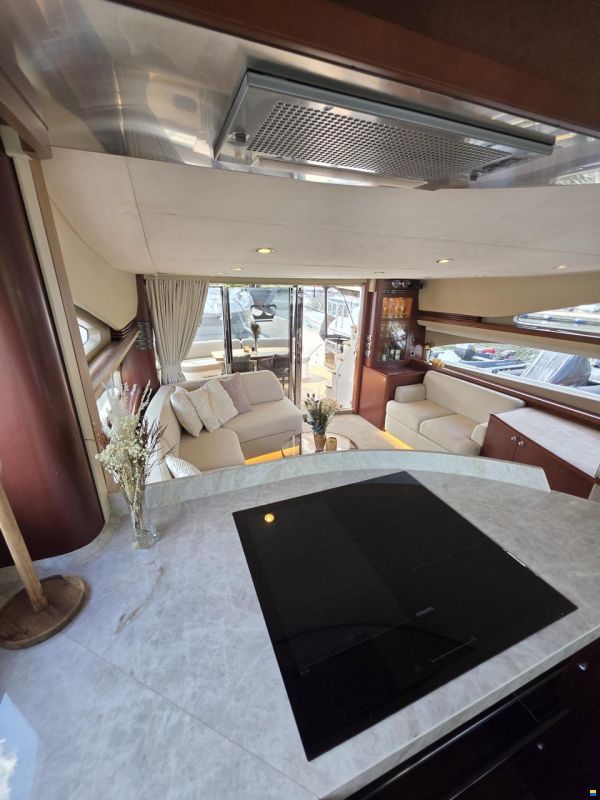 Princess 67