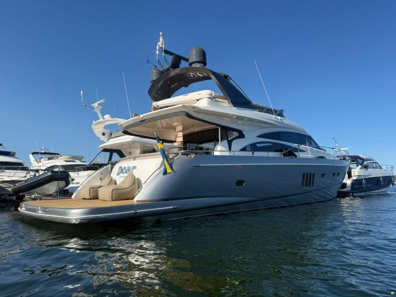 Princess 67
