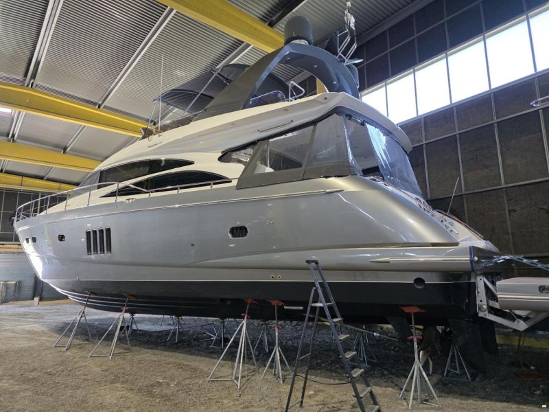 Princess 67