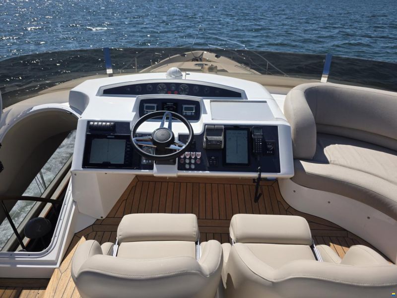 Princess 67