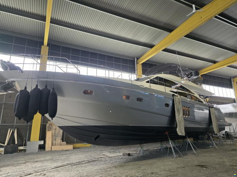 Princess 67