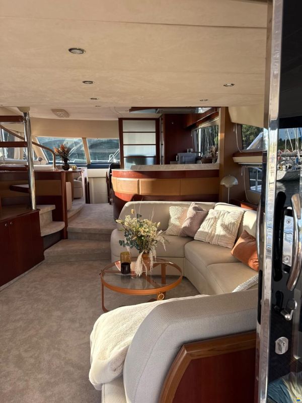 Princess 67