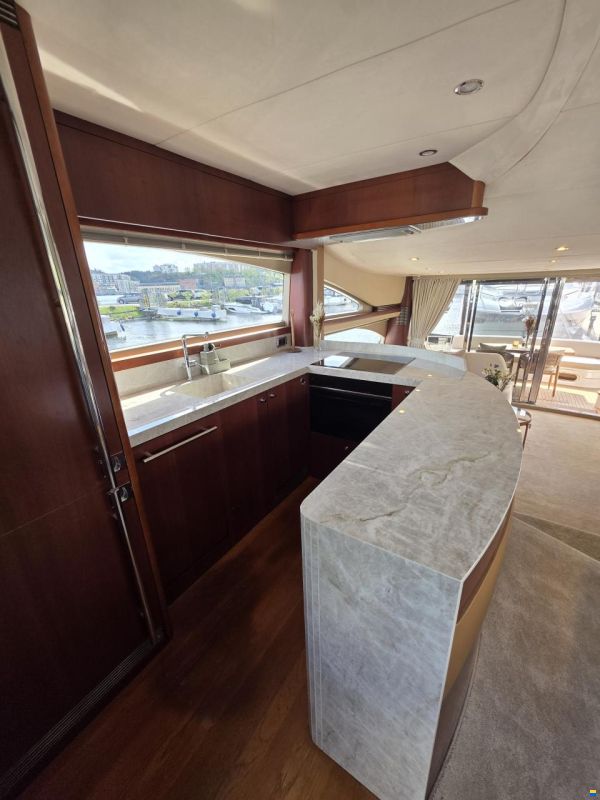 Princess 67