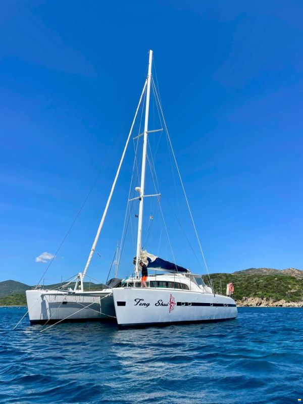 Lagoon 570