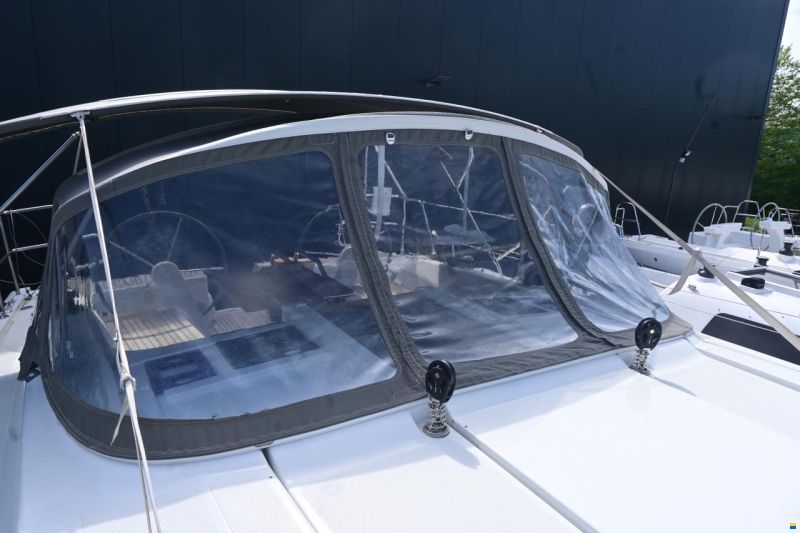 Hanse 385