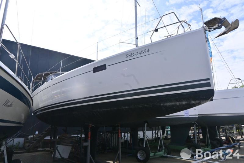 Hanse 385